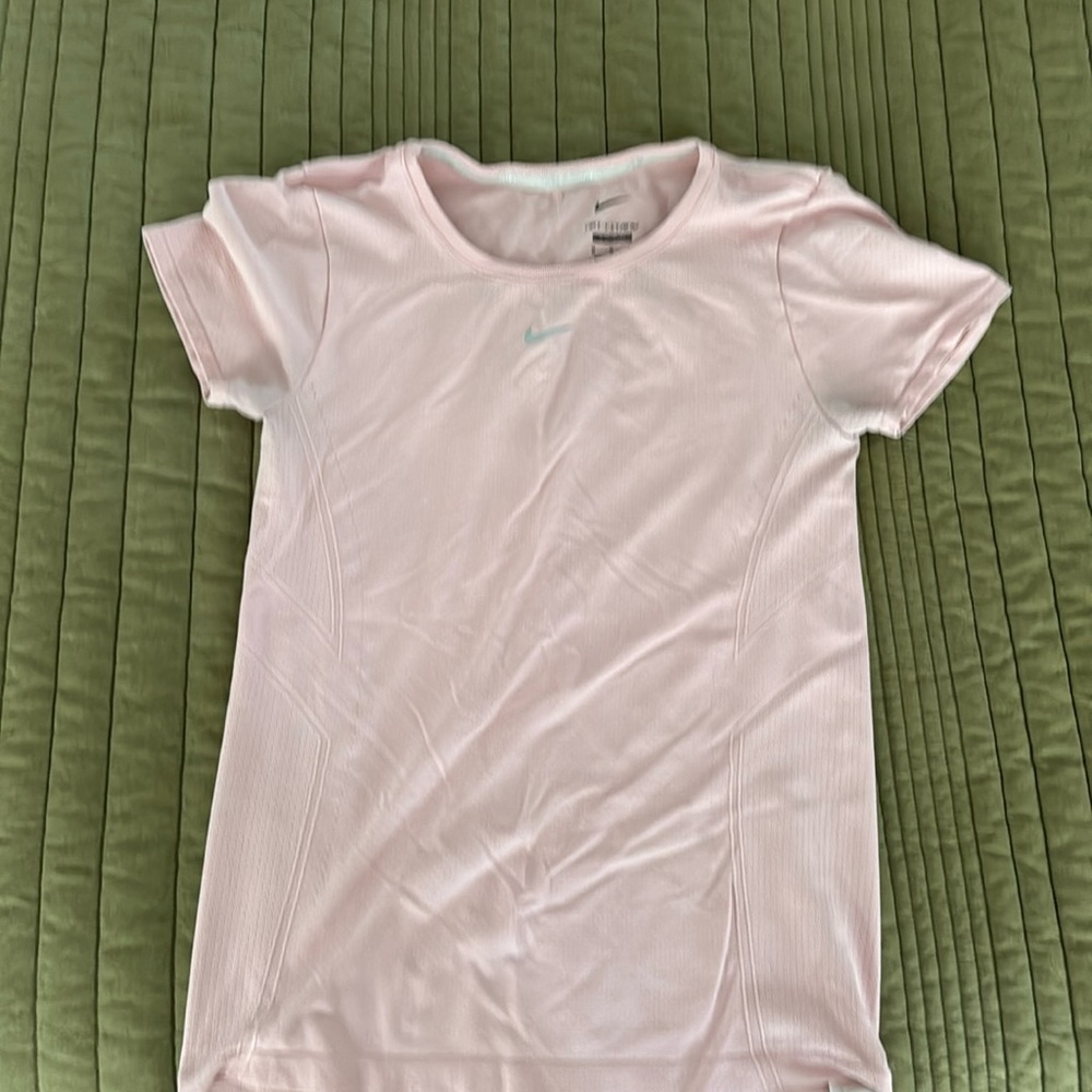 Womens Nike Dri-fit top, medium, light pink